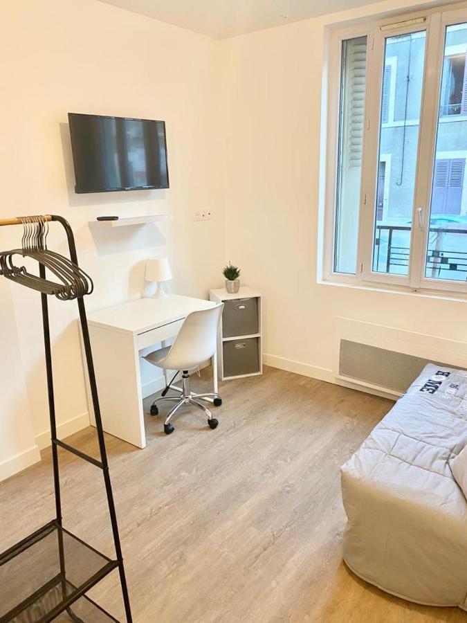 Studios Charmants Cosy A 5 Minutes Du Centre-Ville บัวร์ ภายนอก รูปภาพ
