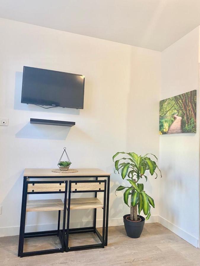 Studios Charmants Cosy A 5 Minutes Du Centre-Ville บัวร์ ภายนอก รูปภาพ