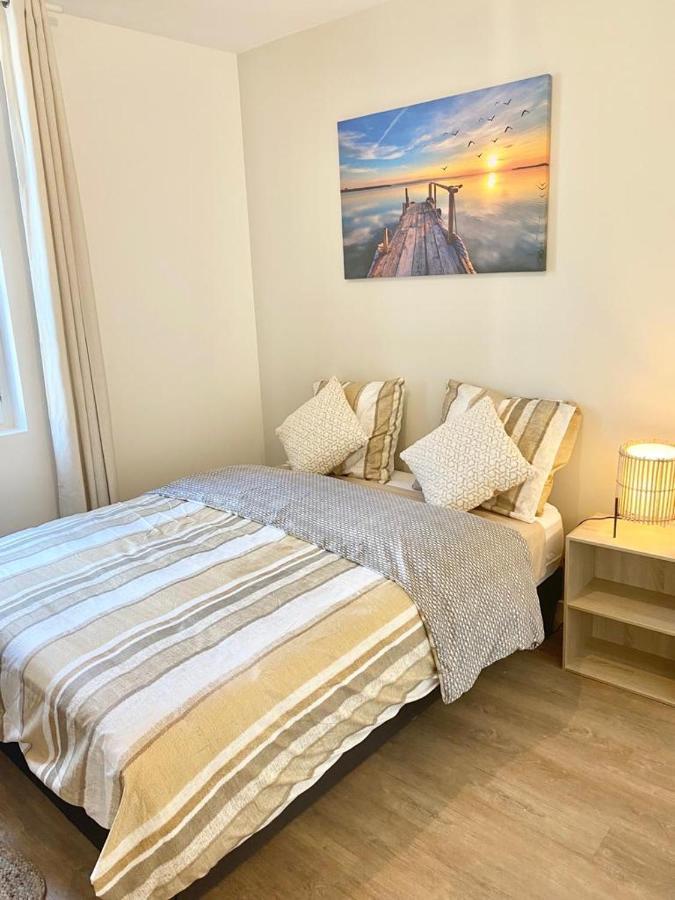 Studios Charmants Cosy A 5 Minutes Du Centre-Ville บัวร์ ภายนอก รูปภาพ